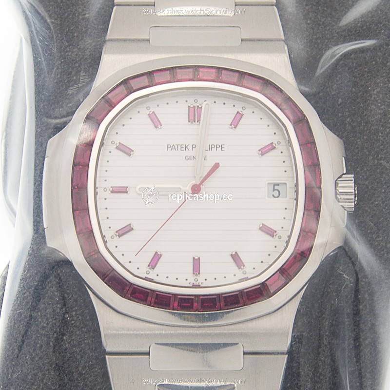Replica PATEK PHILIPPE NAUTILUS 5711/112P-010 Replica PATEK PHILIPPE NAUTILUS 5711/112P-010