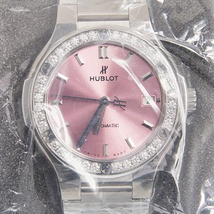 Replica HUBLOT CLASSIC FUSION 568.NX.891P.NX.1204